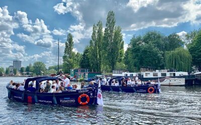 Het aantal rondvaartenboten in Amsterdam